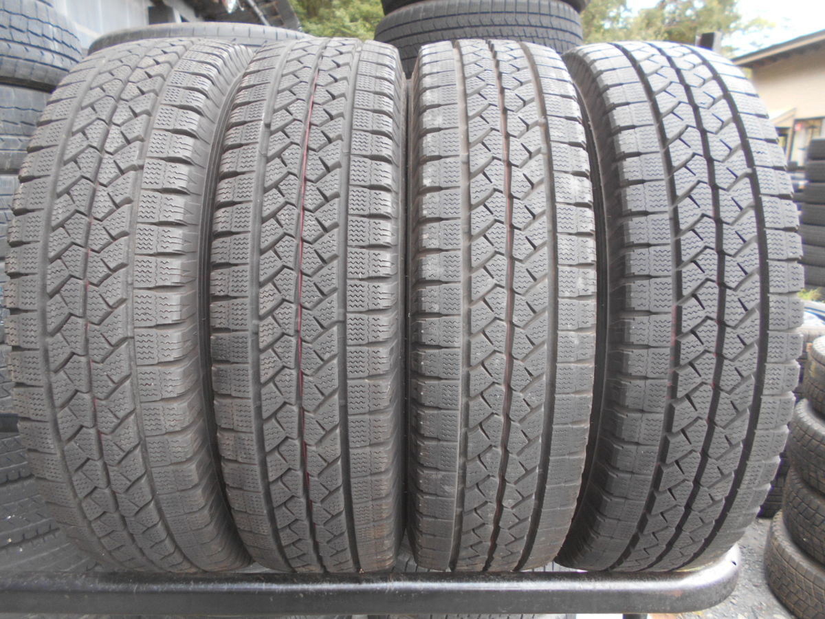 F674 195/80R15 冬4本セット スタッドレス LT 107/105L 195/80-15 195